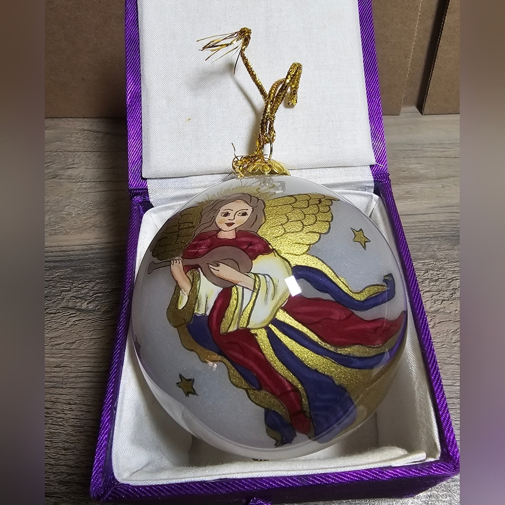 Pier 1 Hand Painted 1998 Li Bien Glass Ornament Angels - Picture 2 of 8